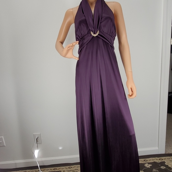Celavie formal/prom/special occasion gown - Picture 3 of 7
